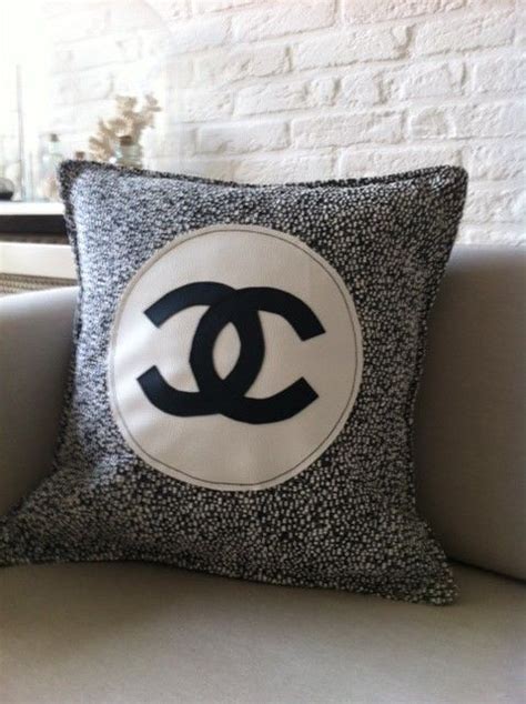 coco chanel kussen|Meer.